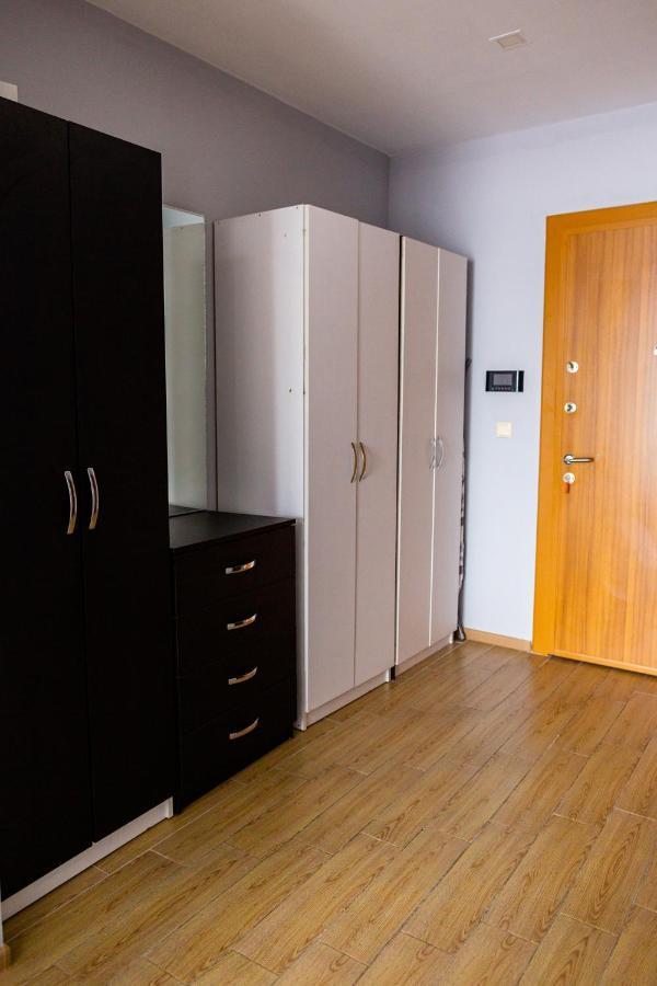 Apartment G-point. Porta