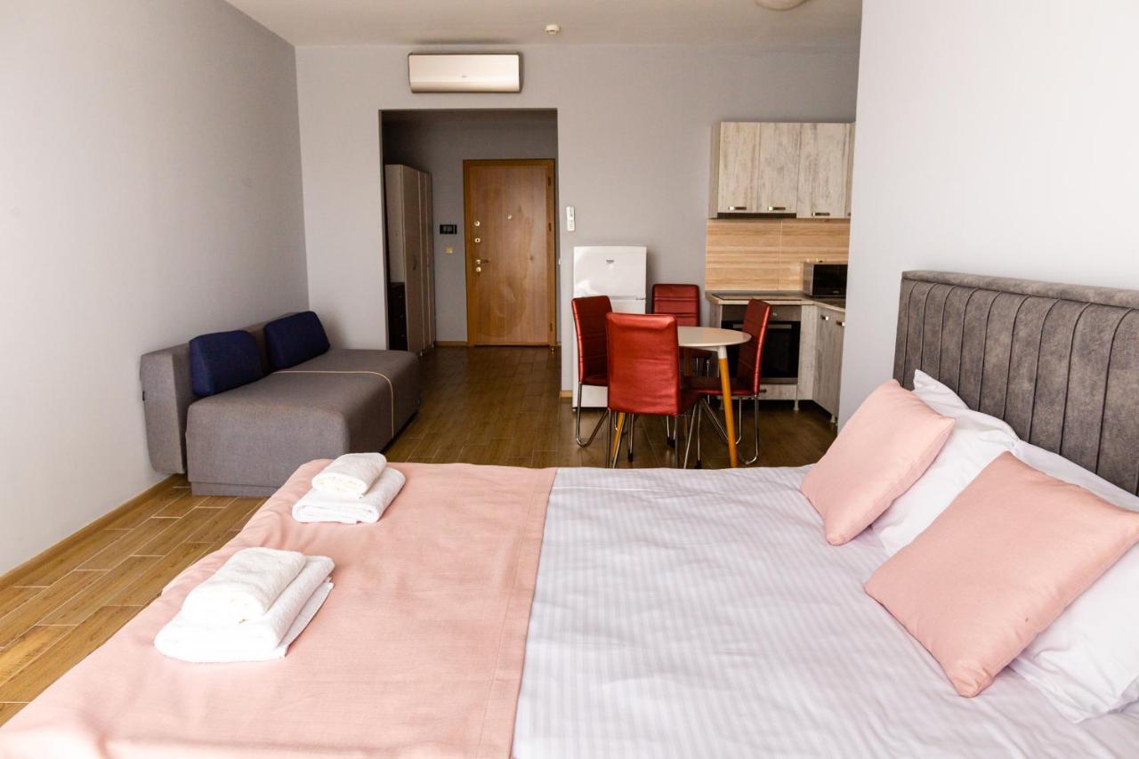 Apartment G-point. Porta Batumi